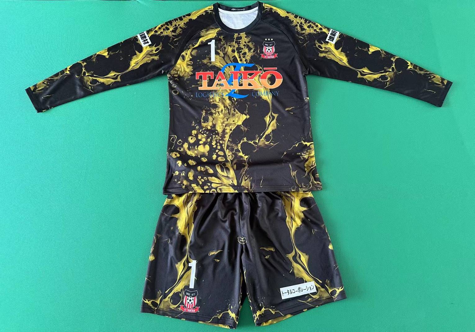 サッカーユニフォーム (長袖セット)